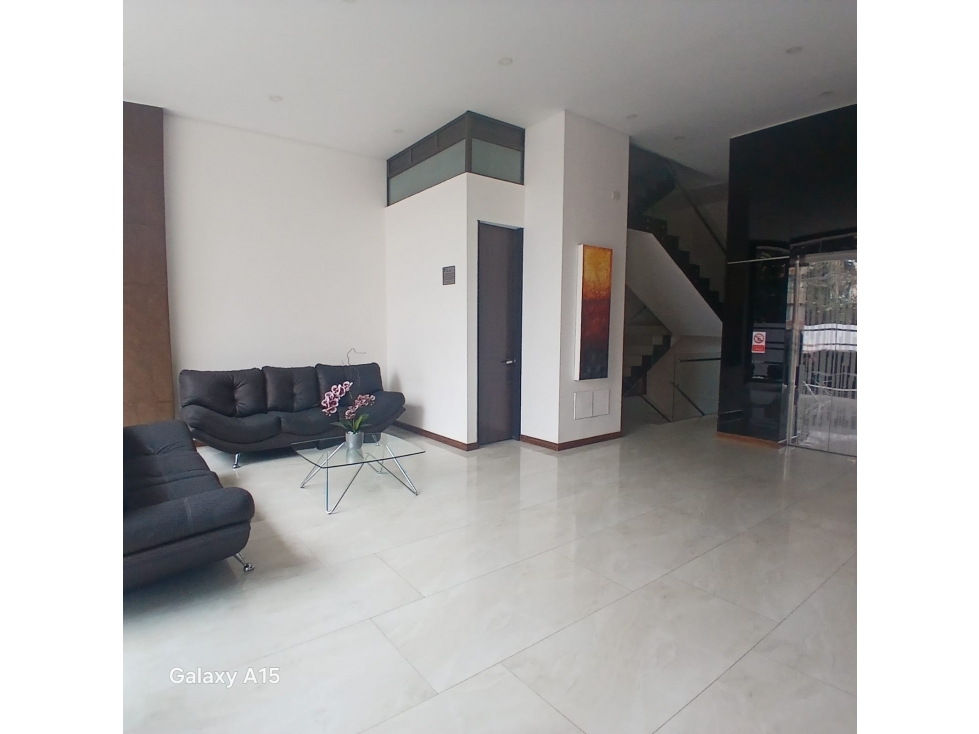 SE ARRIENDA APARTAMENTO AMOBLADO EN CHICO