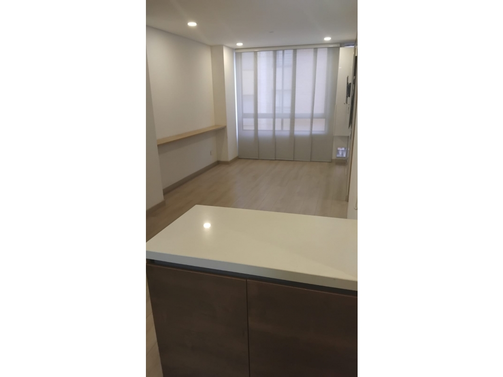 SE ARRIENDA HERMOSO APARTAESTUDIO QUINTA PAREDES — foto 4