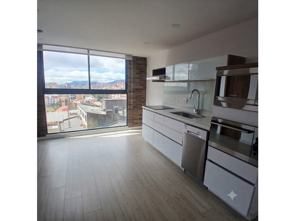 SE ARRIENDA HERMOSO APARTAESTUDIO EN CHAPINERO — foto 2