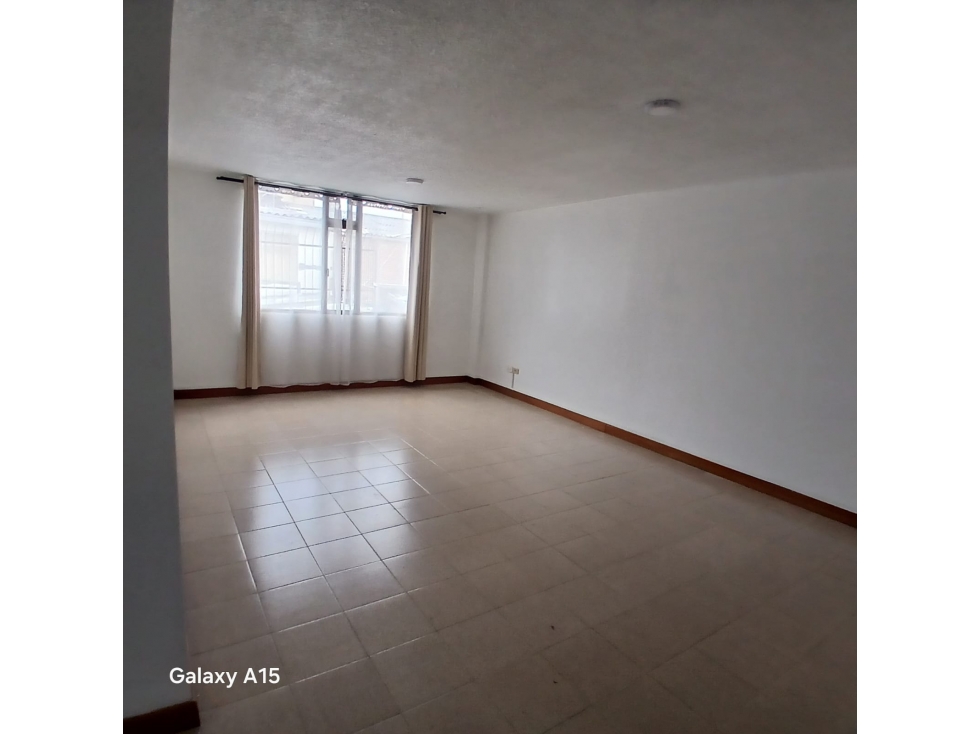 SE ARRIENDA APARTAMENTO EN CORFERIAS
