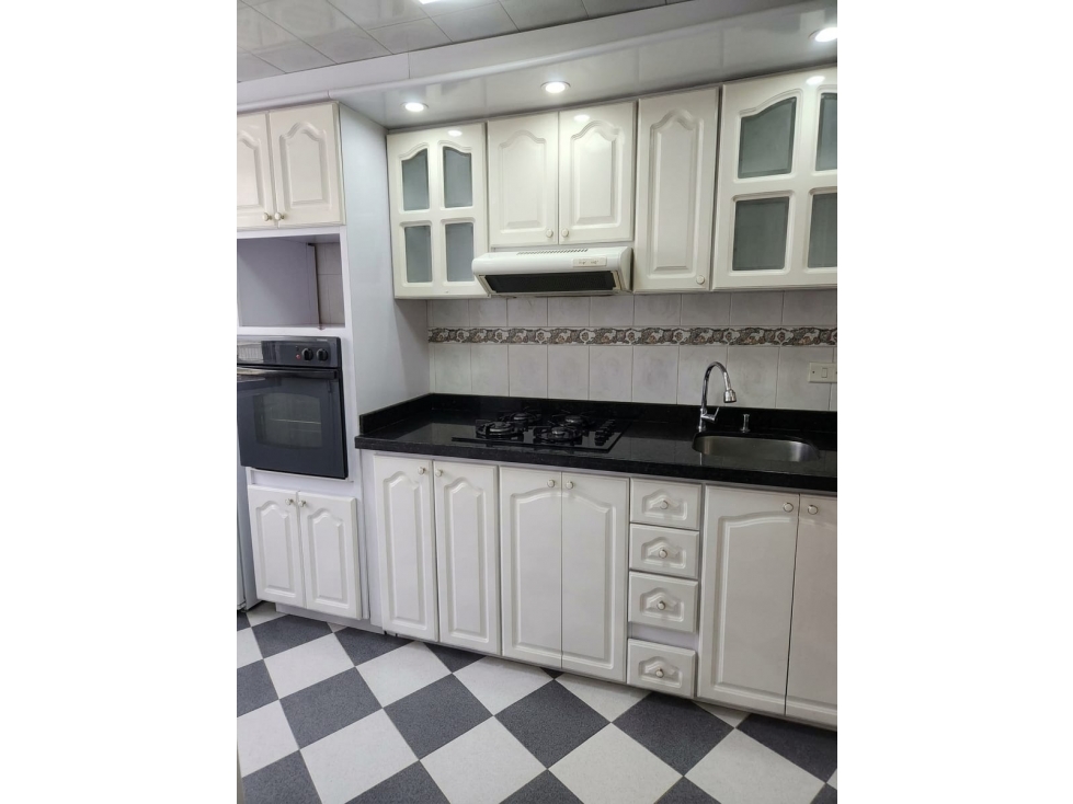 SE ARRIENDA HERMOSO APARTAMENTO SECTOR KENNEDY — foto 3