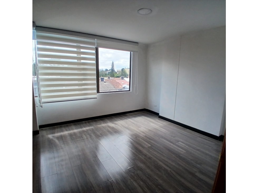 SE ARRIENDA HERMOSO APARTAMENTO SECTOR SALITRE — foto 2