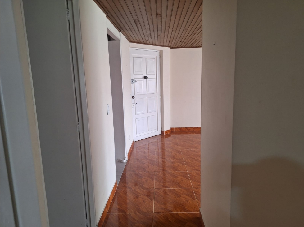 SE ARRIENDA APARTAMENTO EN MODELIA — foto 4