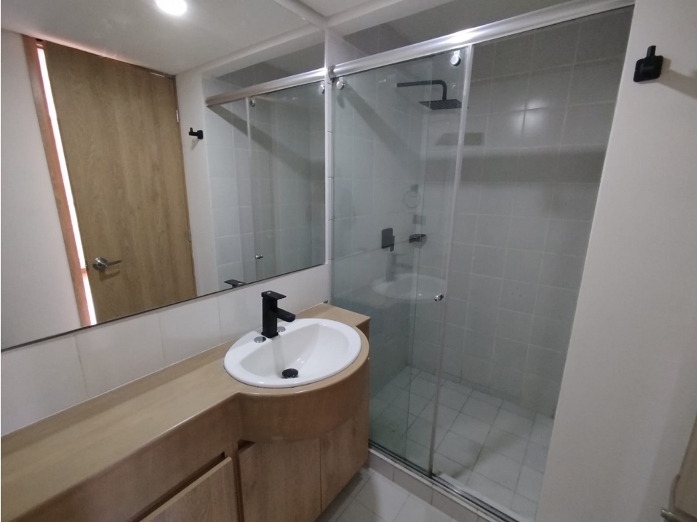 se vende apartamento en salitre — foto 2