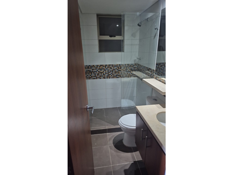 SE ARRIENDA APARTAMENTO EN LA FELICIDAD — foto 2