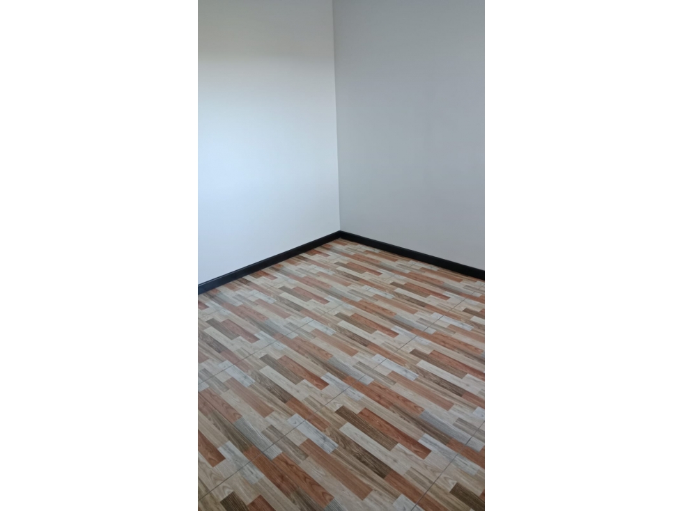 SE ARRIENDA APARTAMENTO EN CASTILLA — foto 2