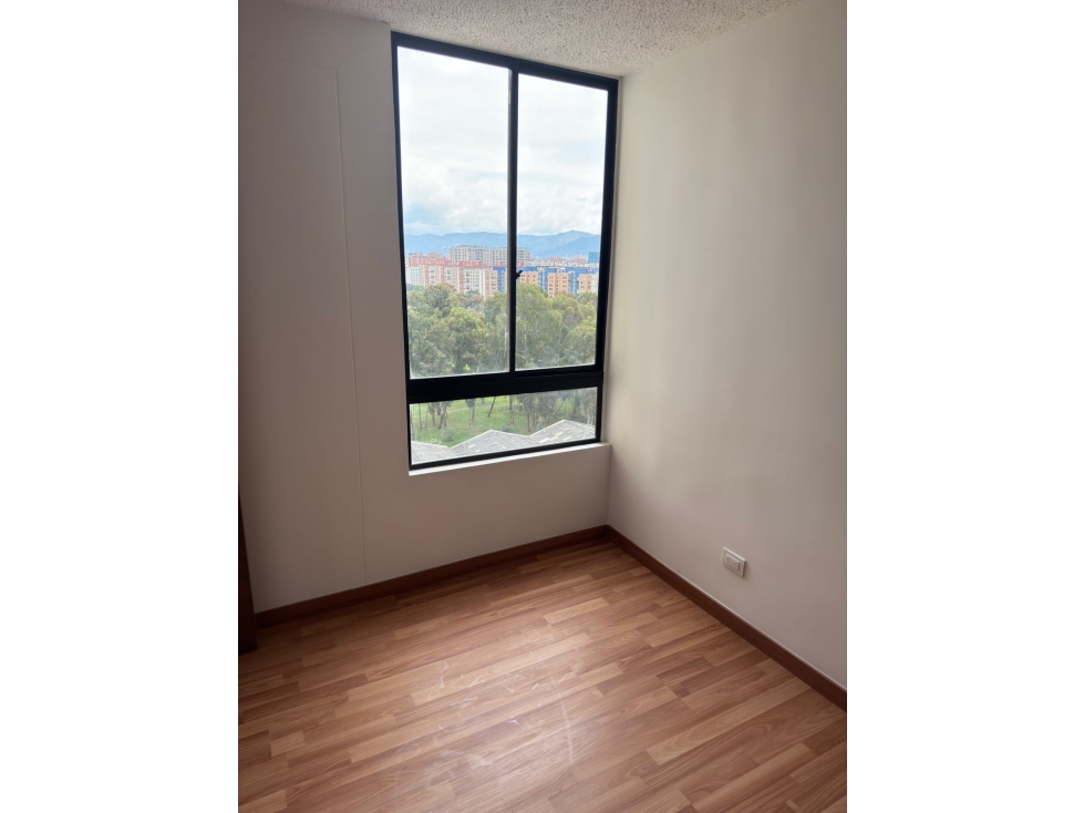 SE ARRIENDA HERMOSO APARTAMENTO SECTOR SALITRE — foto 6