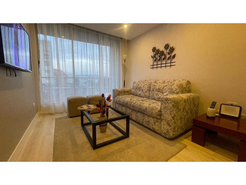 SE ARRIENDA APARTAMENTO AMOBLADO EN LA COLINA — foto 2