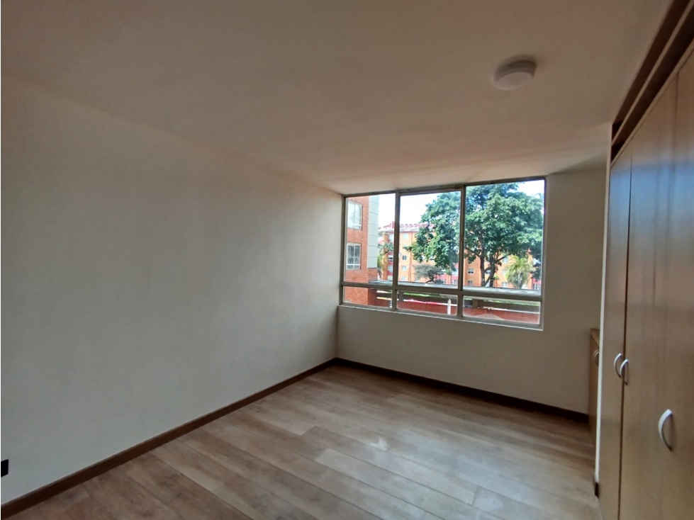 se vende apartamento en salitre — foto 3