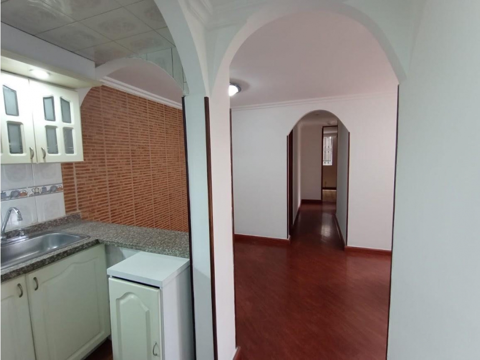 SE ARRIENDA APARTAMENTO BARRIOS UNIDOS — foto 3