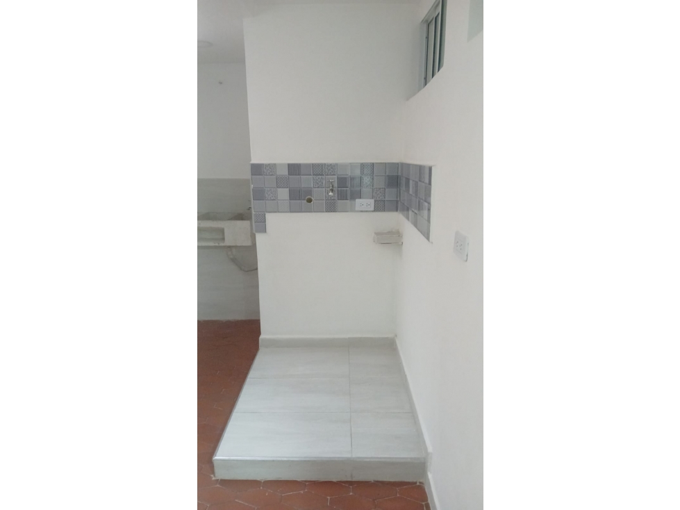 SE VENDE APARTAMENTO EN PUENTE ARANDA — foto 3