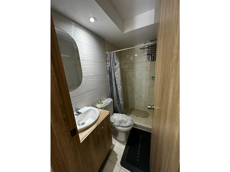 SE VENDE HERMOSO APARTAMENTO EN MODELIA — foto 6
