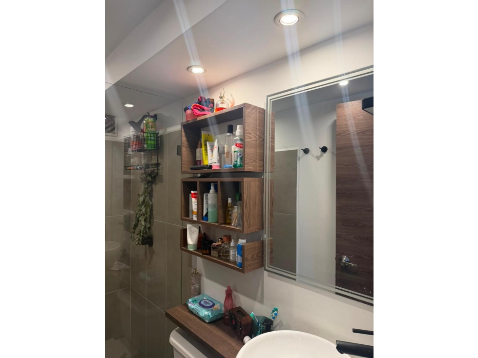 SE VENDE APARTAMENTO SECTOR LOS MARTIRES — foto 4