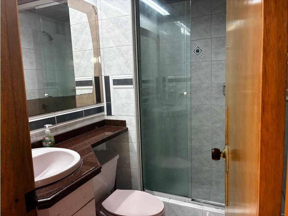 SE VENDE HERMOSO APARTAMENTO EN SALITRE — foto 5