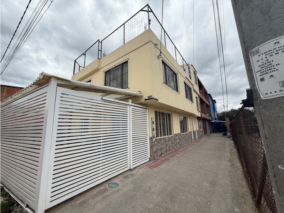 SE VENDE ESPACIOSA CASA EN CAJICA — foto 2