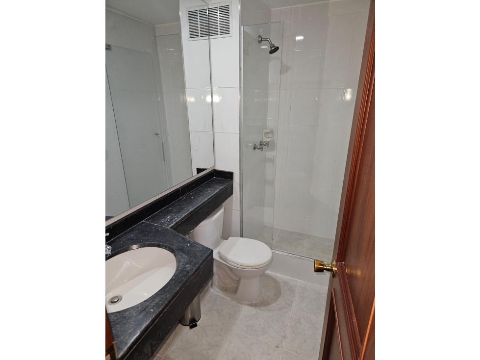 SE VENDE APARTAMENTO EN CIUDAD SALITRE AMOBLADO — foto 4