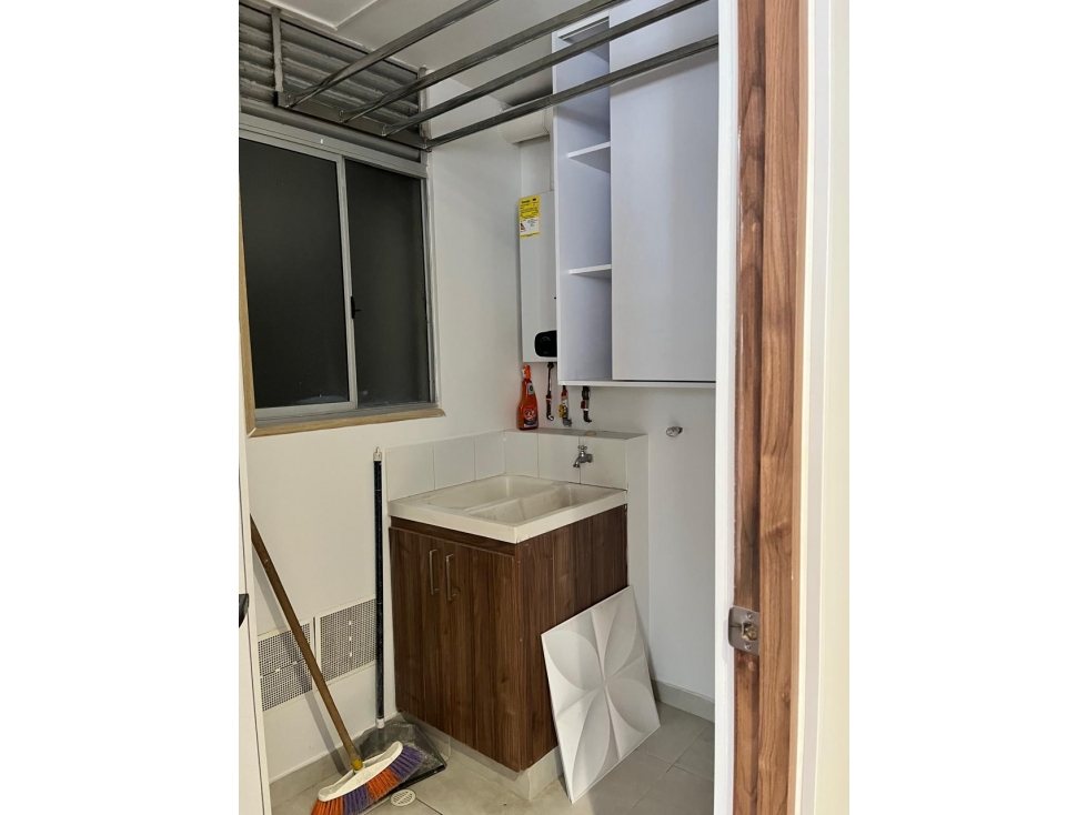 SE ARRIENDA APARTAMENTO EN LA FELICIDAD — foto 4