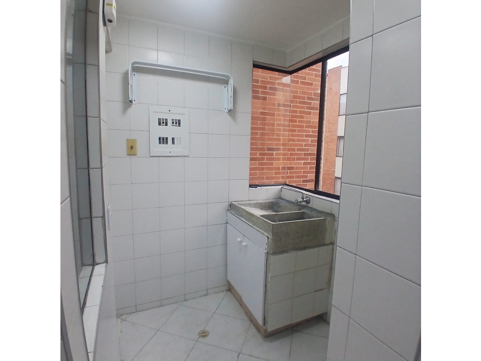 SE ARRIENDA APARTAMENTO CIUDAD SALITRE - 4