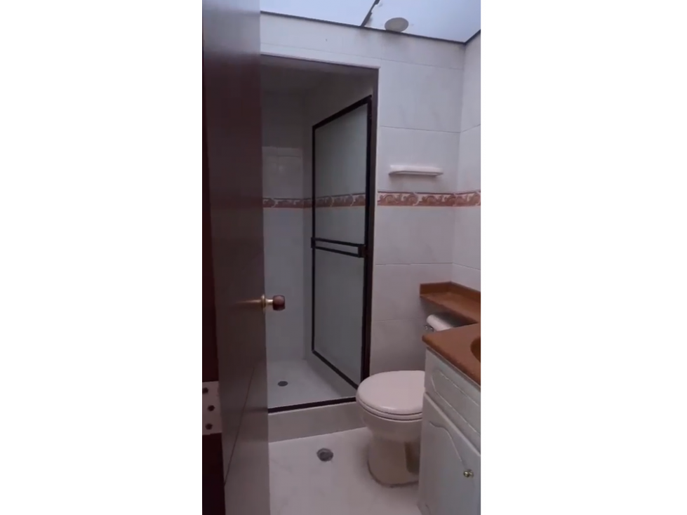 APARTAMENTO DUPLEX RENTA-VENTA QUINTA PAREDES — foto 4