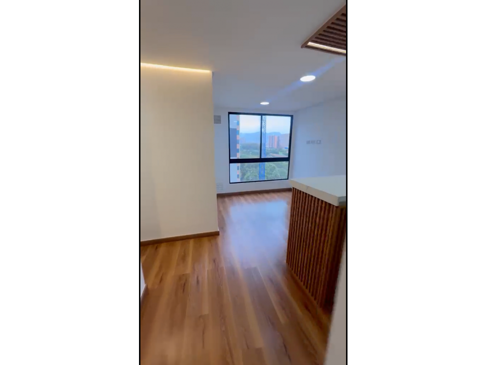 SE ARRIENDA HERMOSO APARTAMENTO SECTOR SALITRE — foto 2