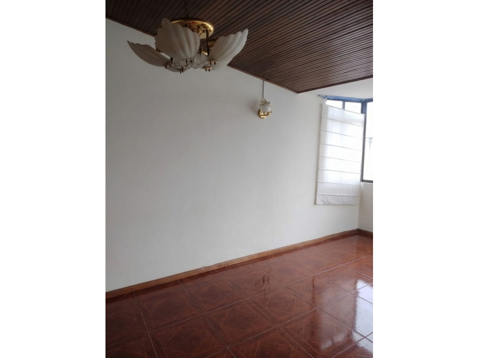 SE VENDE HERMOSO APARTAMENTO SECTOR KENNEDY — foto 4