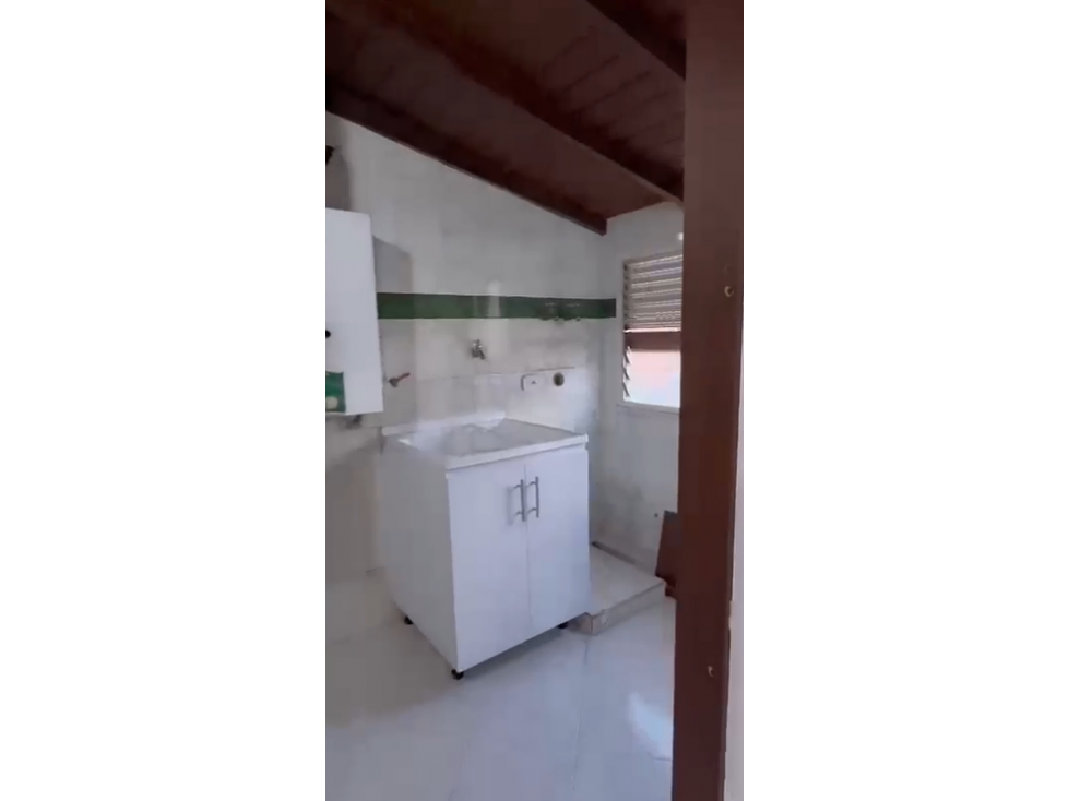 APARTAMENTO DUPLEX RENTA-VENTA QUINTA PAREDES — foto 5