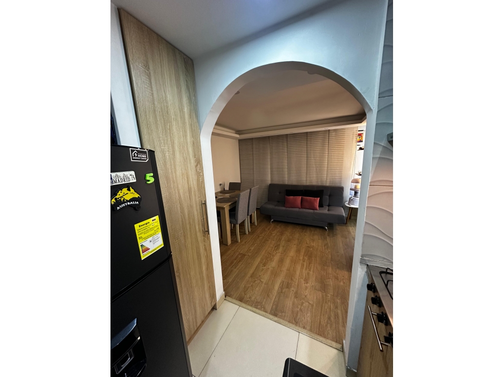 SE VENDE HERMOSO APARTAMENTO EN MODELIA