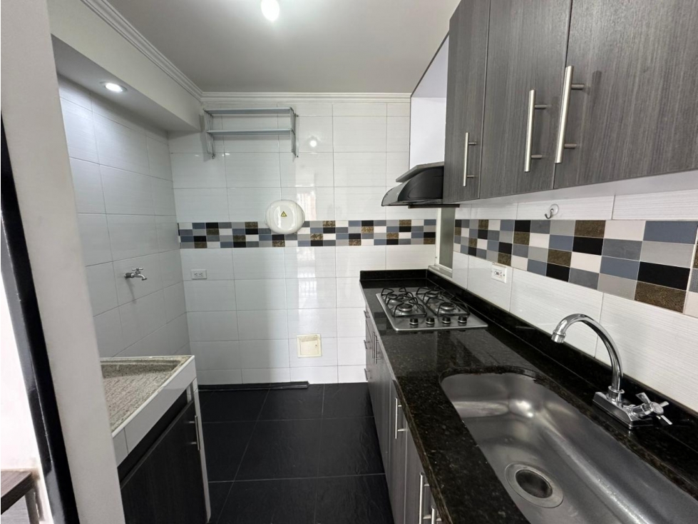 SE ARRIENDA HERMOSO APARTAMENTO SECTOR CASTILLA — foto 6