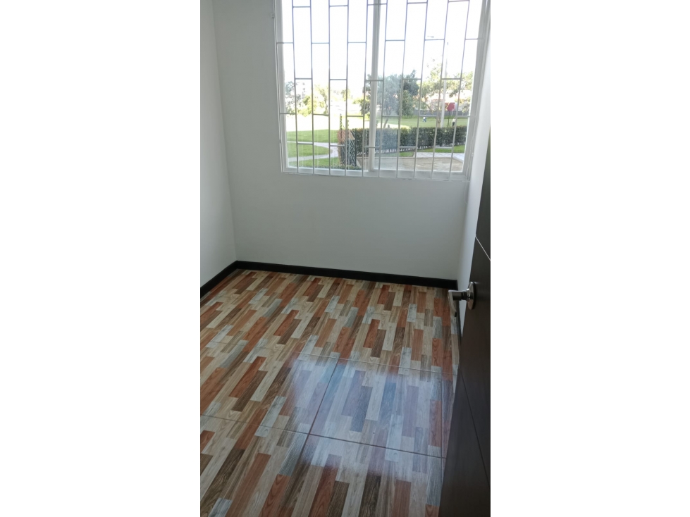 SE ARRIENDA APARTAMENTO EN CASTILLA — foto 6