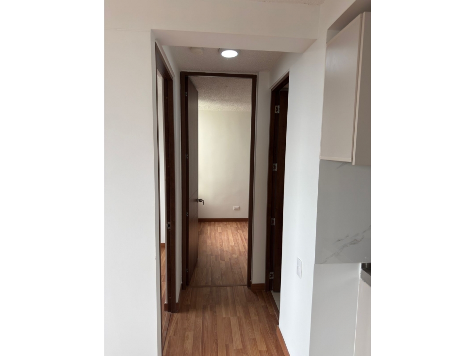 SE ARRIENDA HERMOSO APARTAMENTO SECTOR SALITRE — foto 3