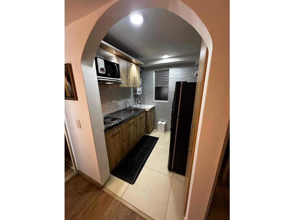 SE VENDE HERMOSO APARTAMENTO EN MODELIA — foto 3