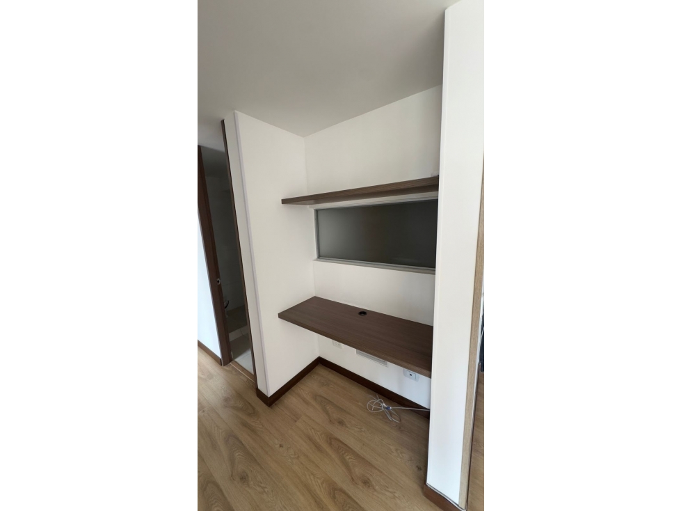 SE VENDE HERMOSO APARTAMENTO EN ENGATIVÁ — foto 6