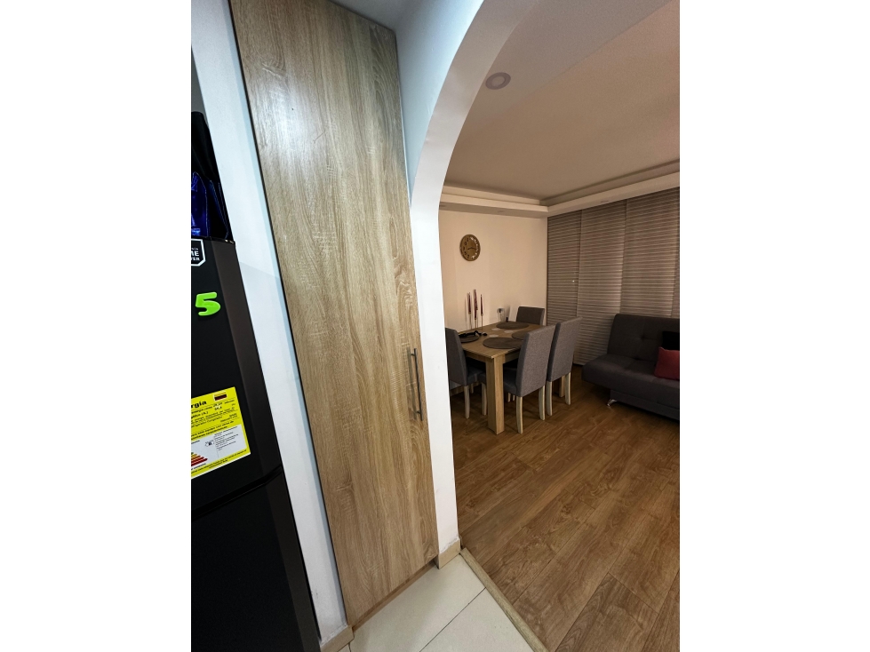 SE VENDE HERMOSO APARTAMENTO EN MODELIA — foto 2