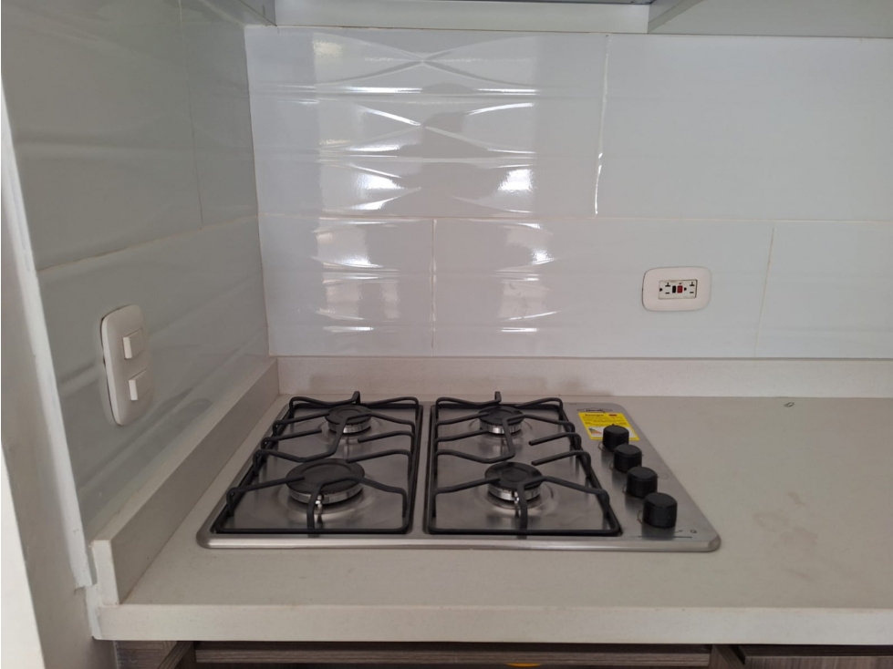 SE ARRIENDA APARTAMENTO SECTOR CASTILLA — foto 3
