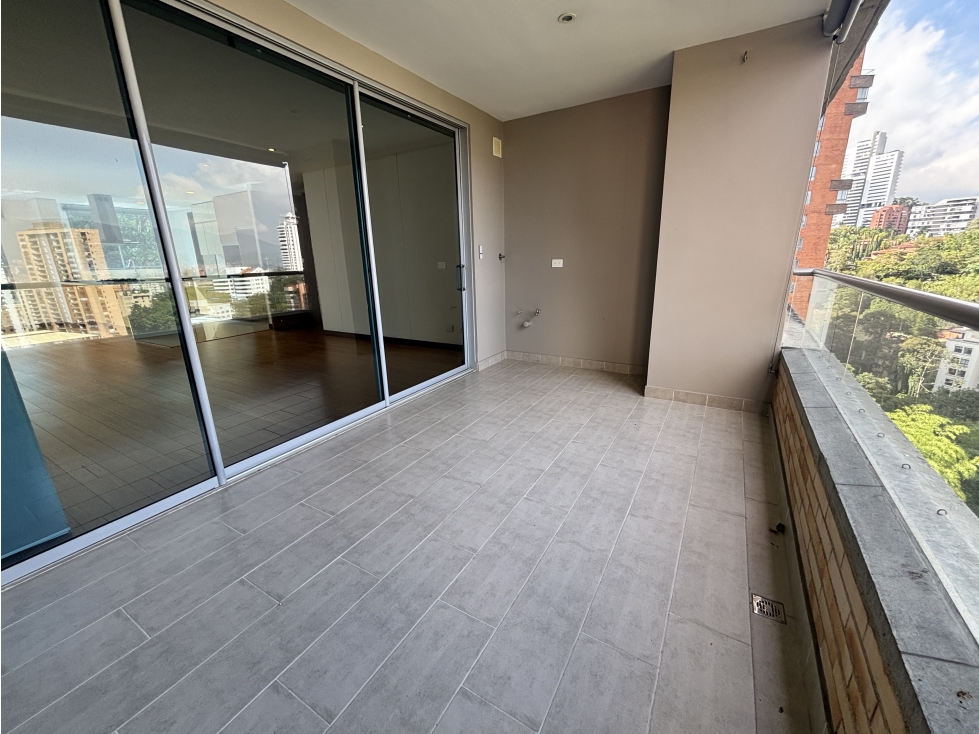 VENDO APARTAMENTO EN POBLADO - LOS BALSOS — foto 3