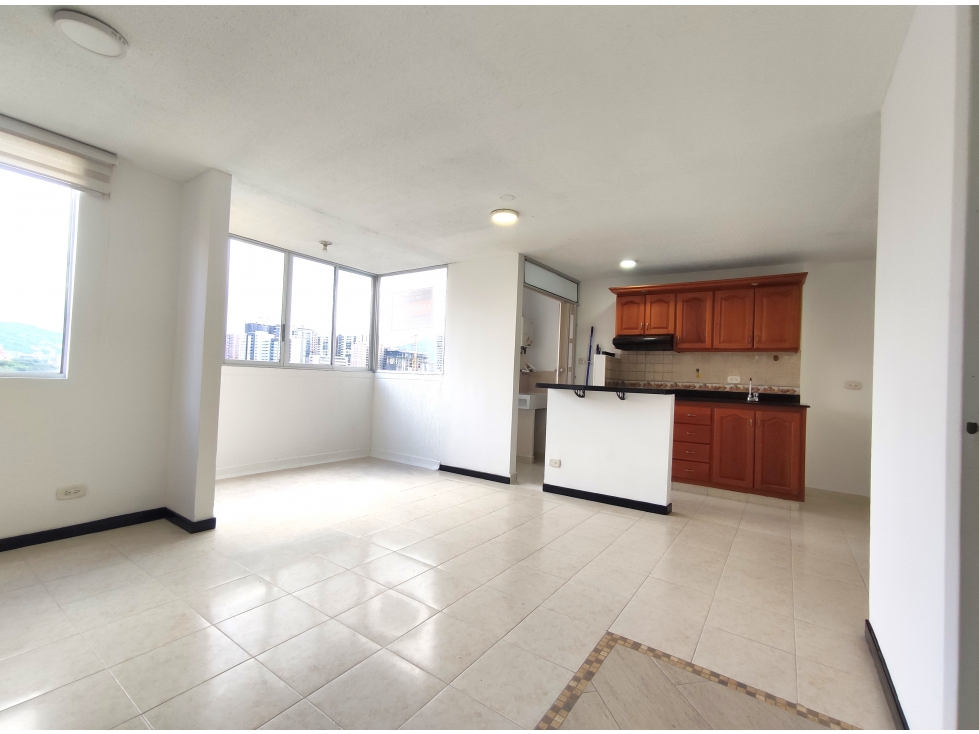 ARRIENDO APARTAMENTO EN POBLADO - LOMA SAN JULIAN — foto 3