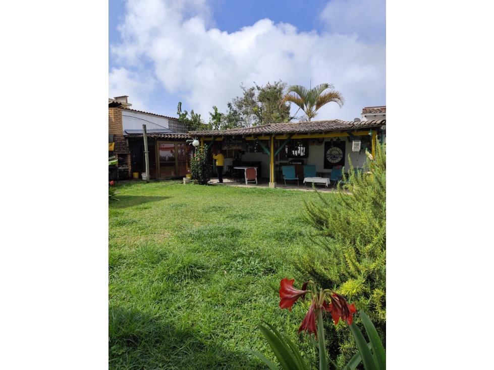 EN VENTA CASA CON ANTEJARDÍN GARAJE BARRIO LA FRANCIA MANIZALES — foto 3