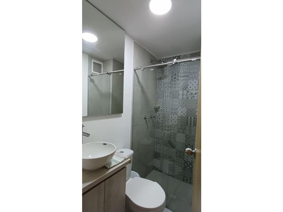 EN VENTA EDIFICIO DE 10 APARTAMENTOS 2 LOCALES LA LEONORA MANIZALES - 4