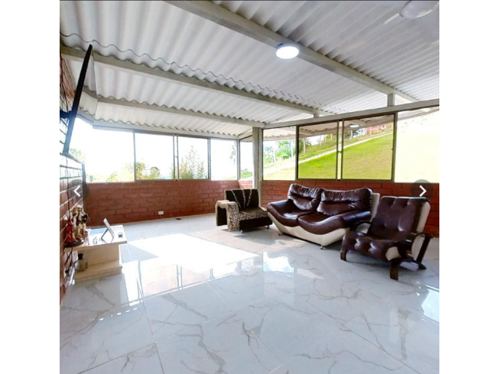 EN VENTA CASA CAMPESTRE VEREDA AGUA BONITA VIA LA SIRIA — foto 3