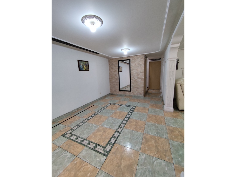 EN VENTA CASA CON GARAJE BARRIO ALTOS DE GRANADA MANIZALES — foto 2
