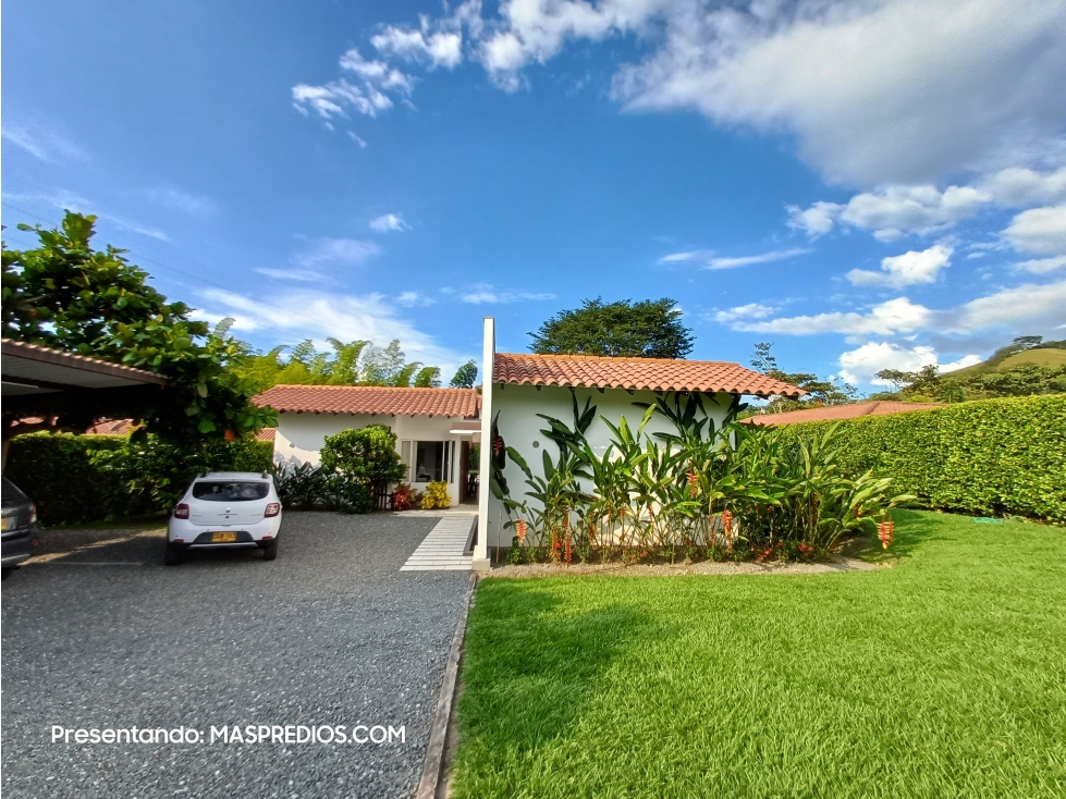 EN VENTA CASA CAMPESTRE DE LUJO A 40 MINUTOS DE MANIZALES — foto 3