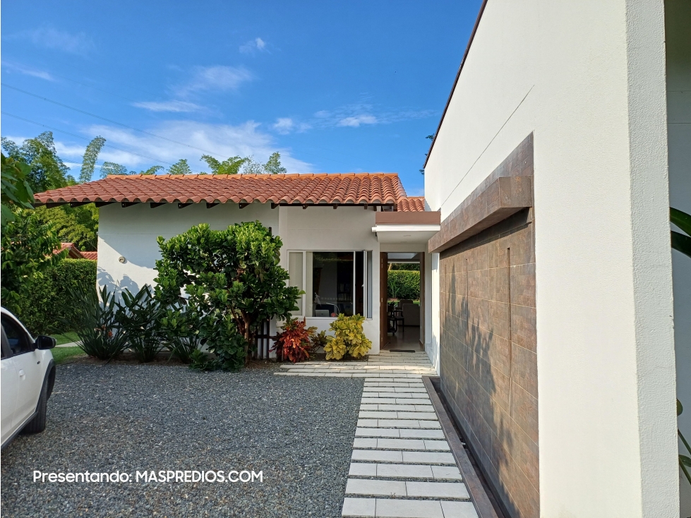 EN VENTA CASA CAMPESTRE DE LUJO A 40 MINUTOS DE MANIZALES — foto 4