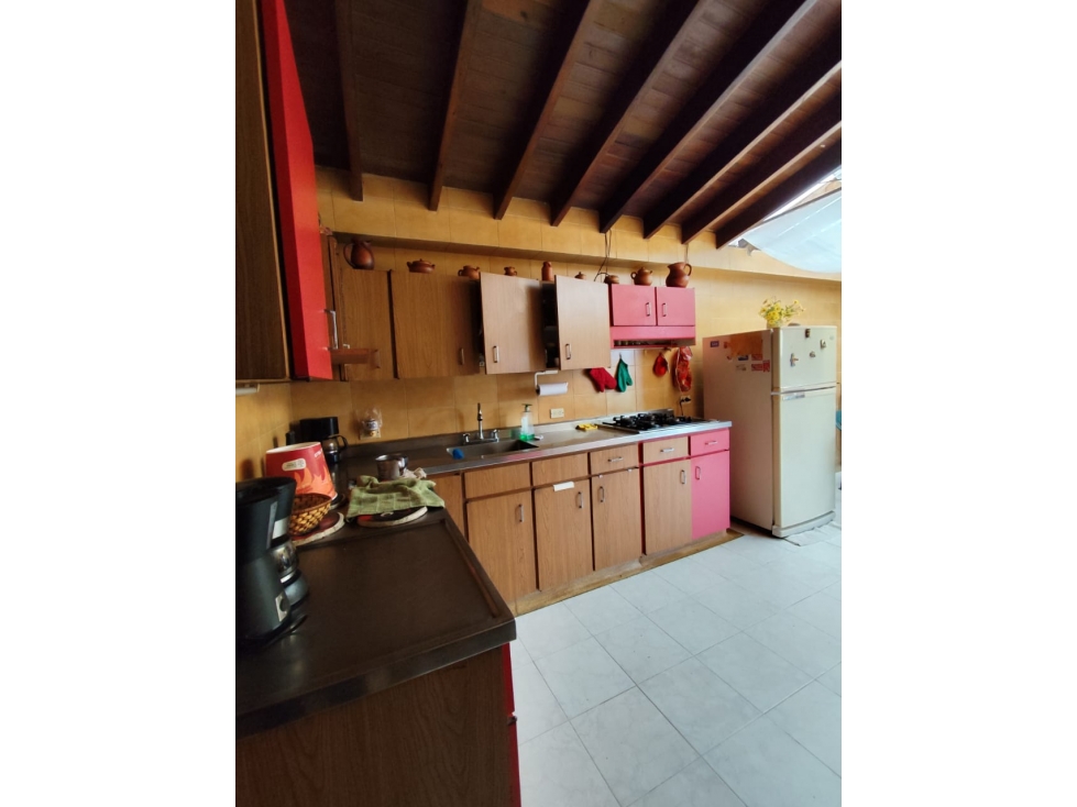 EN VENTA CASA CON ANTEJARDÍN GARAJE BARRIO LA FRANCIA MANIZALES — foto 6