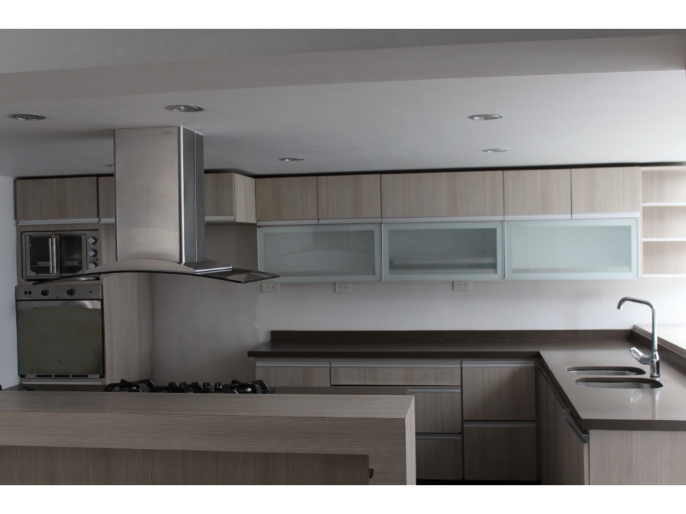 EN VENTA CASA BARRIO LA ARBOLEDA