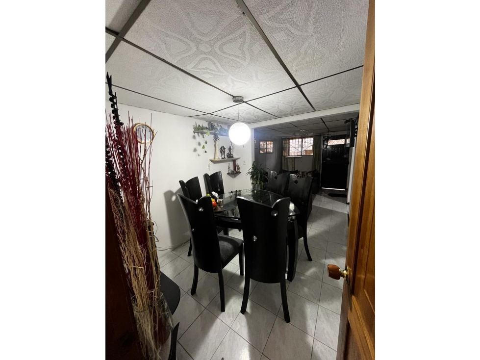 EN VENTA CASA EN BARRIO MALHABAR CON RENTA Y GARAJE MANIZALES — foto 6