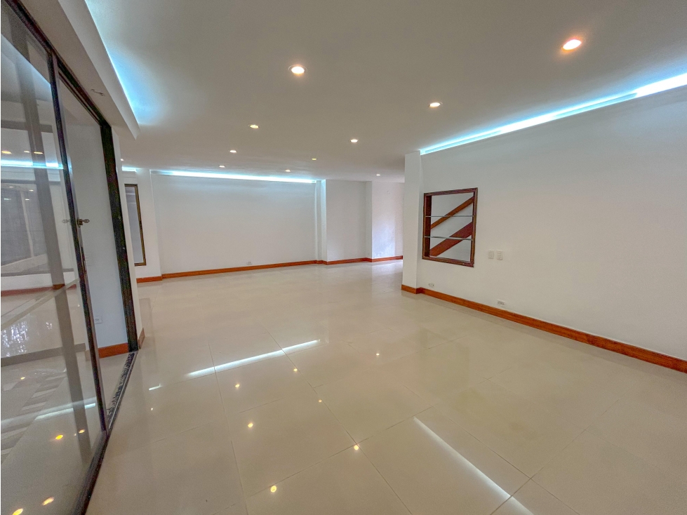 ¡Casa en la Milla de Oro con potencial para negocio o inversiÃ³n! — foto 4