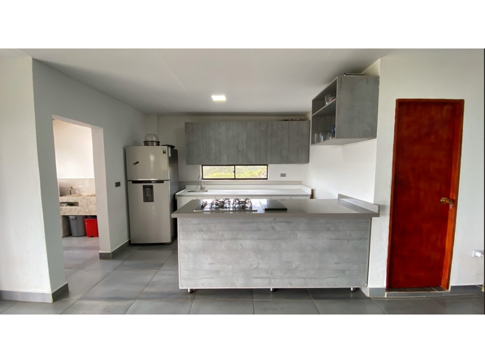 Vendo hermosa casa finca en Guarne Vereda Yolombal — foto 4