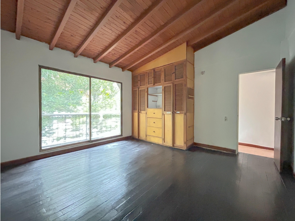 ¡Casa en la Milla de Oro con potencial para negocio o inversiÃ³n! — foto 6
