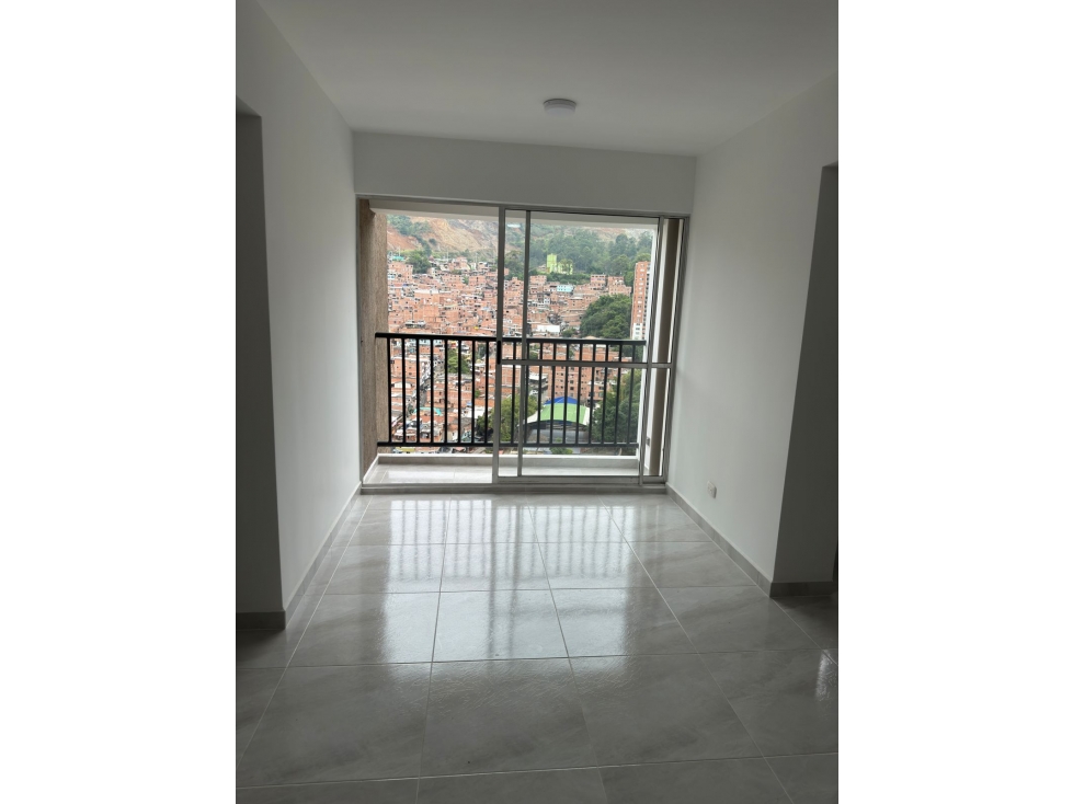 Vive en Bello, sector Madera: comodidad con todo cerca.