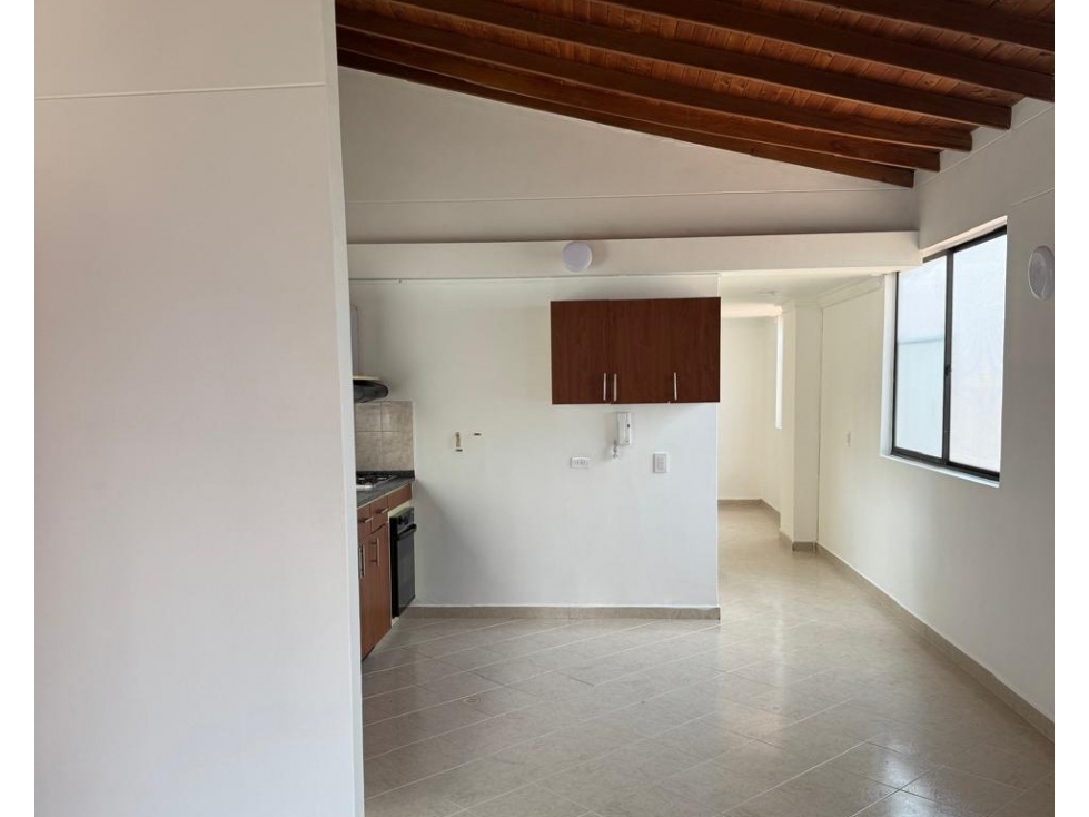 Amplio Dúplex en venta, barrio el Portal - Envigado — foto 2